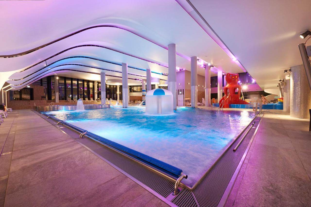 Vacationclub - Villa Mistral Apartament 34 シフィノウイシチェ エクステリア 写真